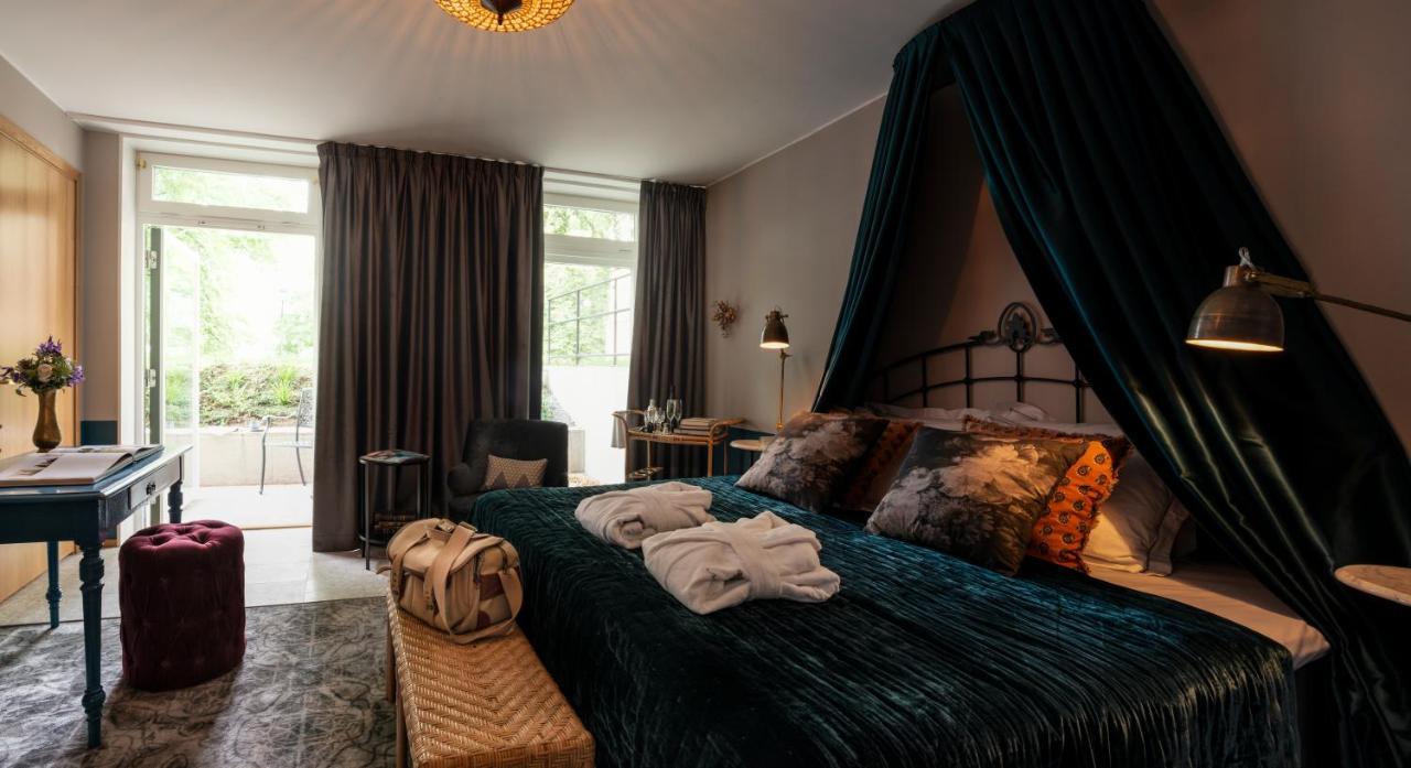 Naesby Slott Hotel Taby Bagian luar foto