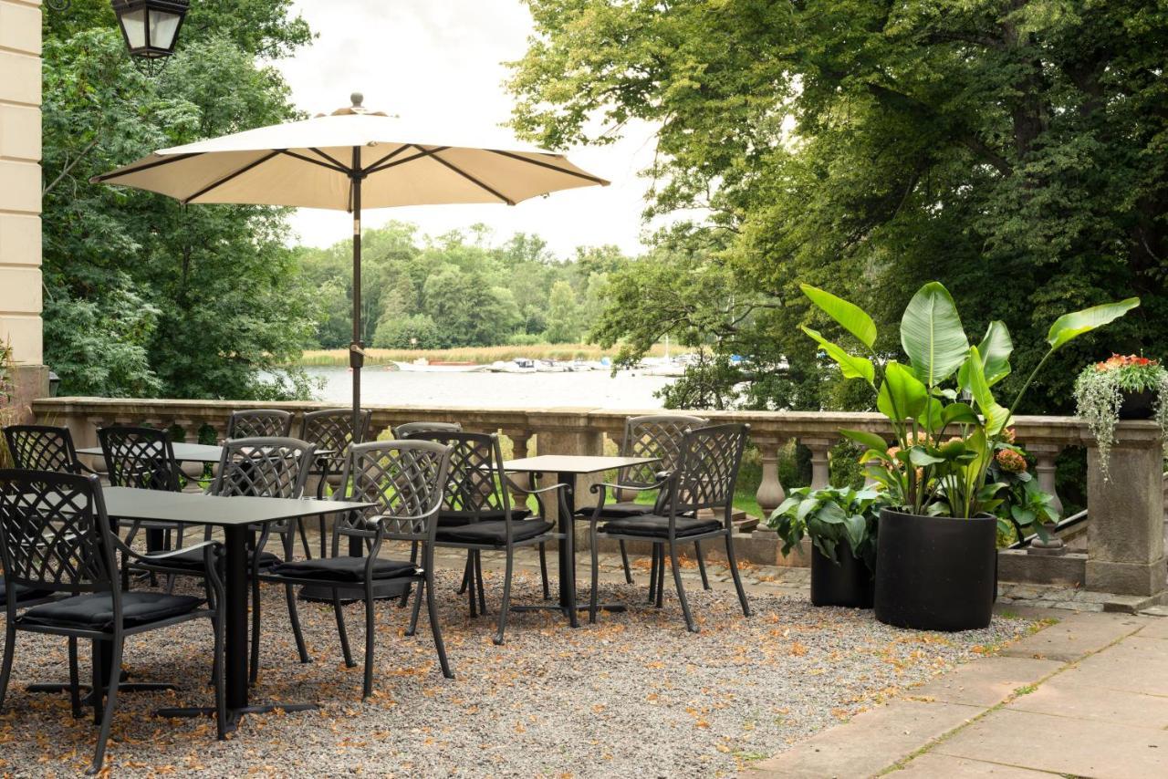 Naesby Slott Hotel Taby Bagian luar foto